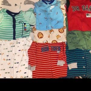 Toddler boy size 6-9M footed pajamas